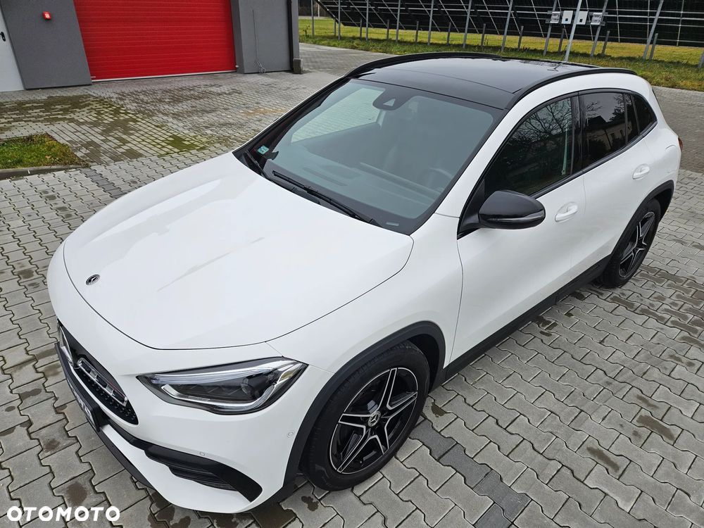 Mercedes-Benz GLA 200 AMG Line - 1