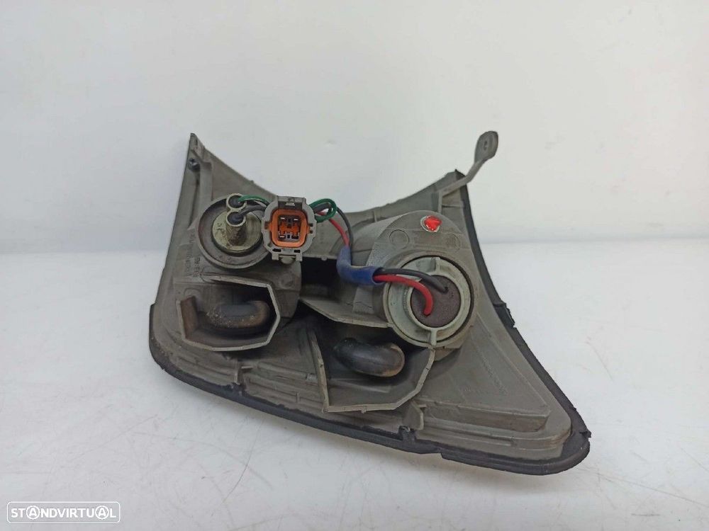 FAROLIM FRENTE DIREITO NISSAN PATROL GR (Y61) BáSICO - 4