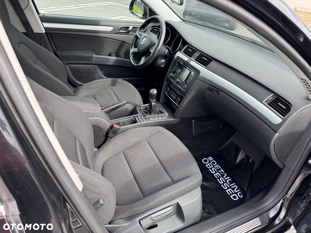 Skoda Superb 2.0 TDI Elegance - 26