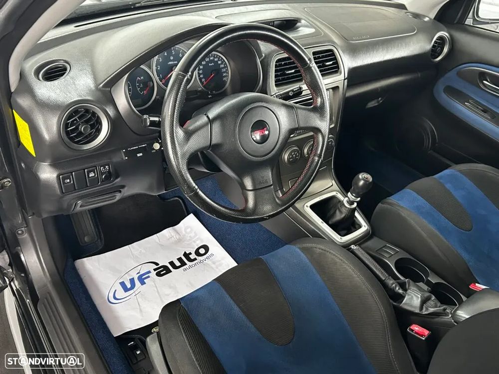Subaru Impreza Sedan 2.0 WRX STi - 9
