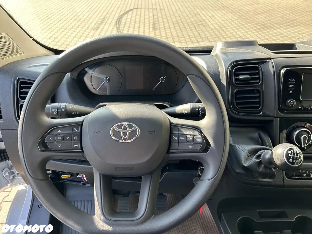 Toyota Proace Max - 6