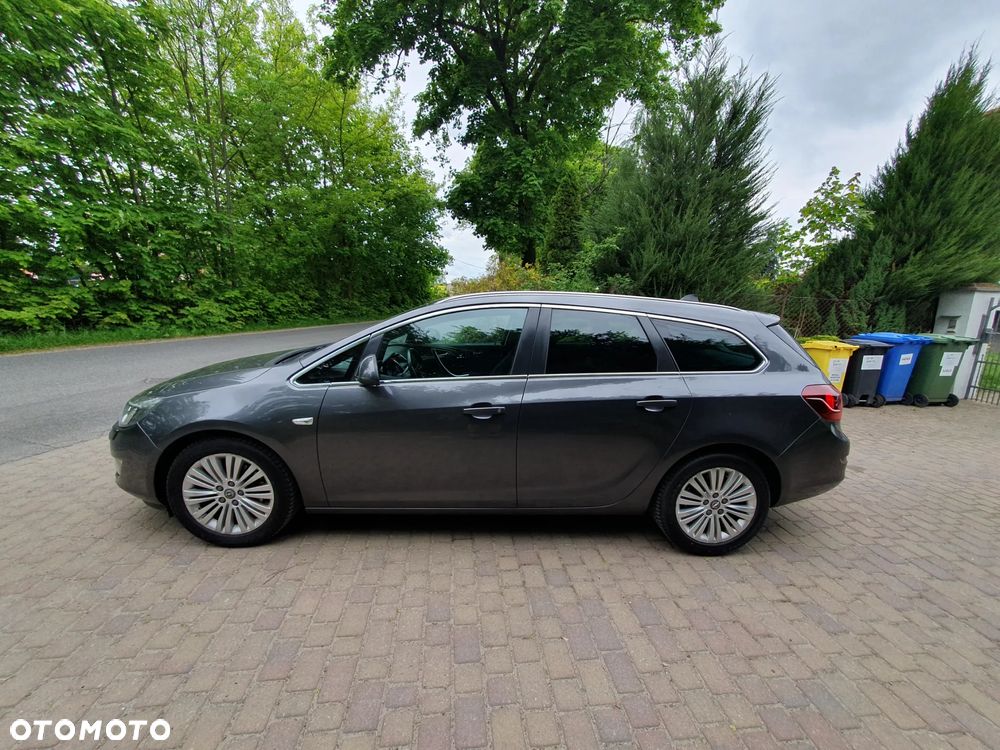 Opel Astra 1.6 Turbo Innovation - 4