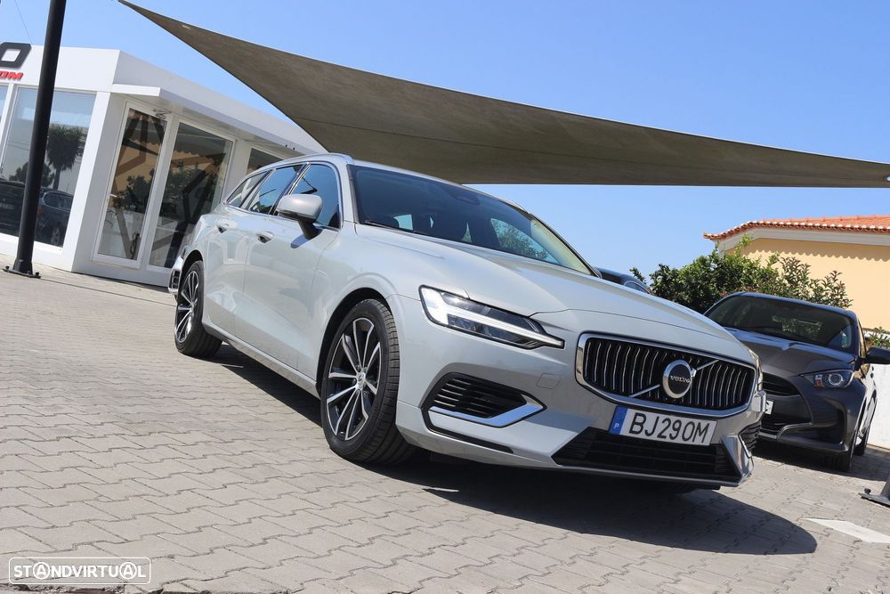 Volvo V60 2.0 T6 AWD TE Essential - 23