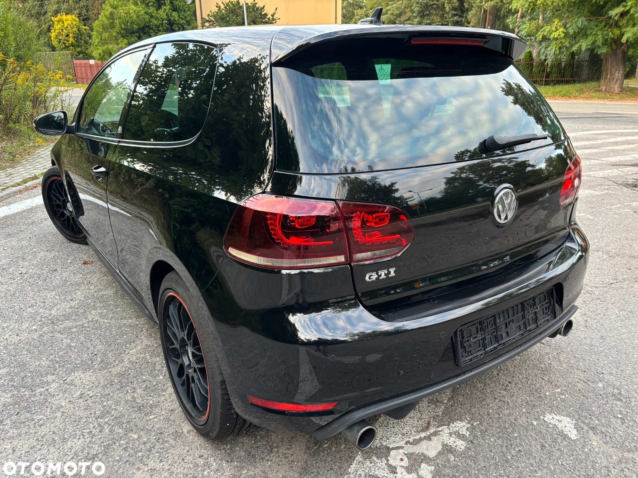 Volkswagen Golf 2.0 GTI adidas - 15