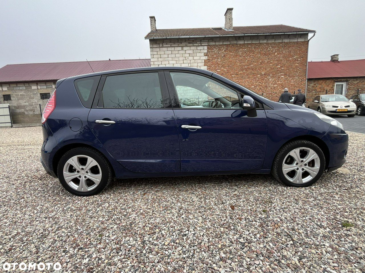 Renault Scenic - 10