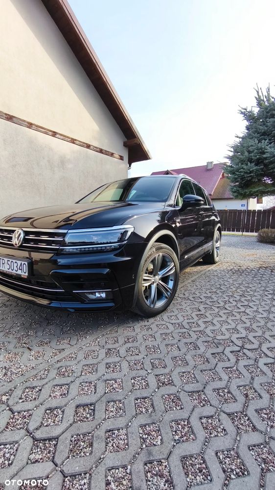 Volkswagen Tiguan - 1