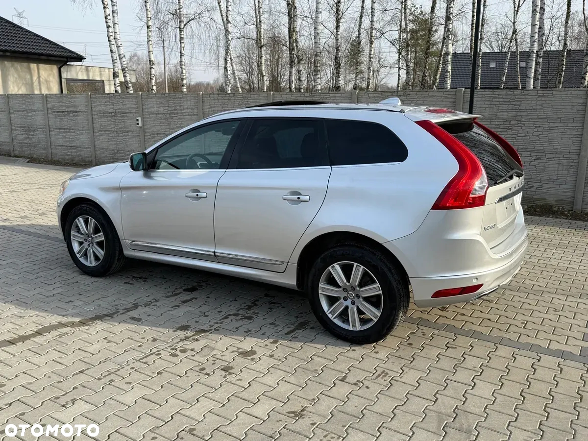 Volvo XC 60 T5 Drive-E Momentum - 8