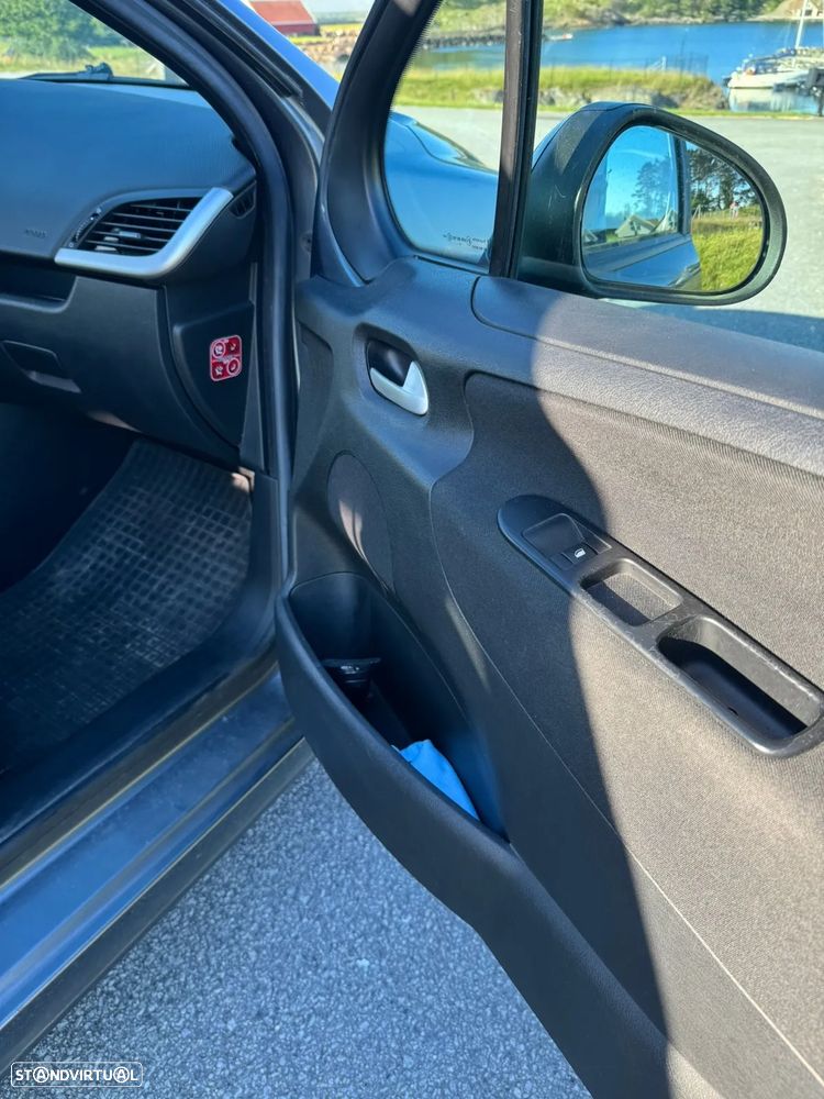 Peugeot 207 1.4 16V Active - 6