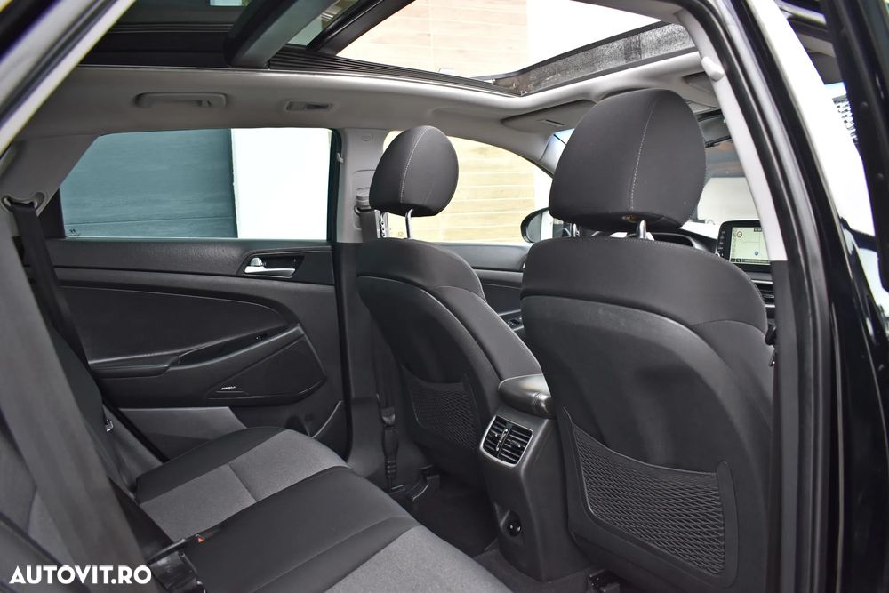 Hyundai Tucson blue 1.6 CRDi 2WD DCT Premium - 12