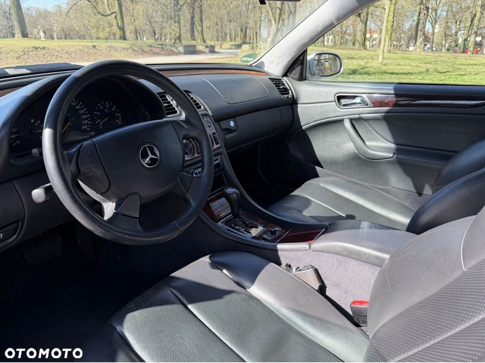 Mercedes-Benz CLK - 3