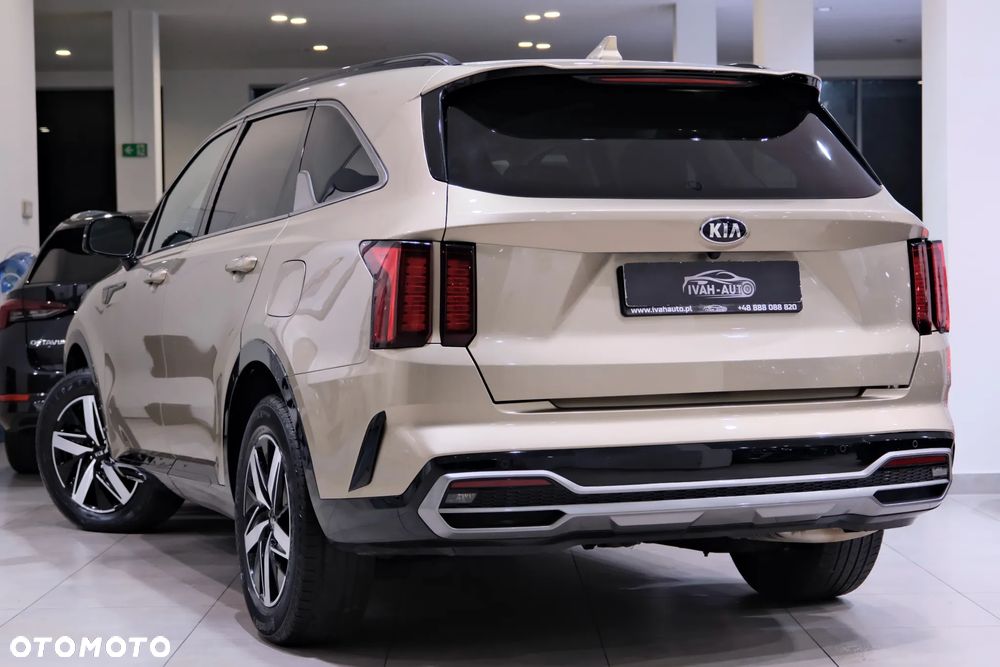 Kia Sorento - 8