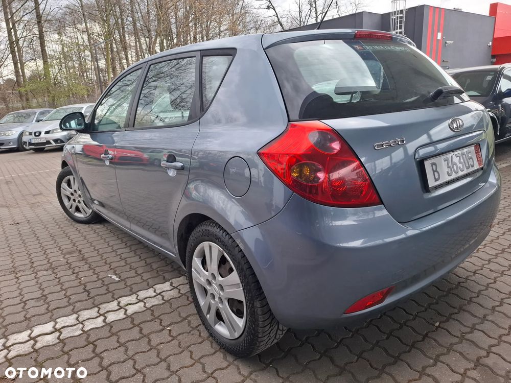 Kia Ceed Cee'd 1.4 Comfort - 21