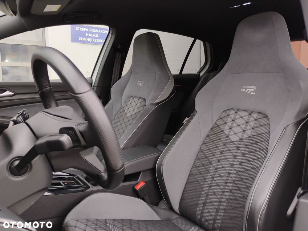 Volkswagen Golf - 15