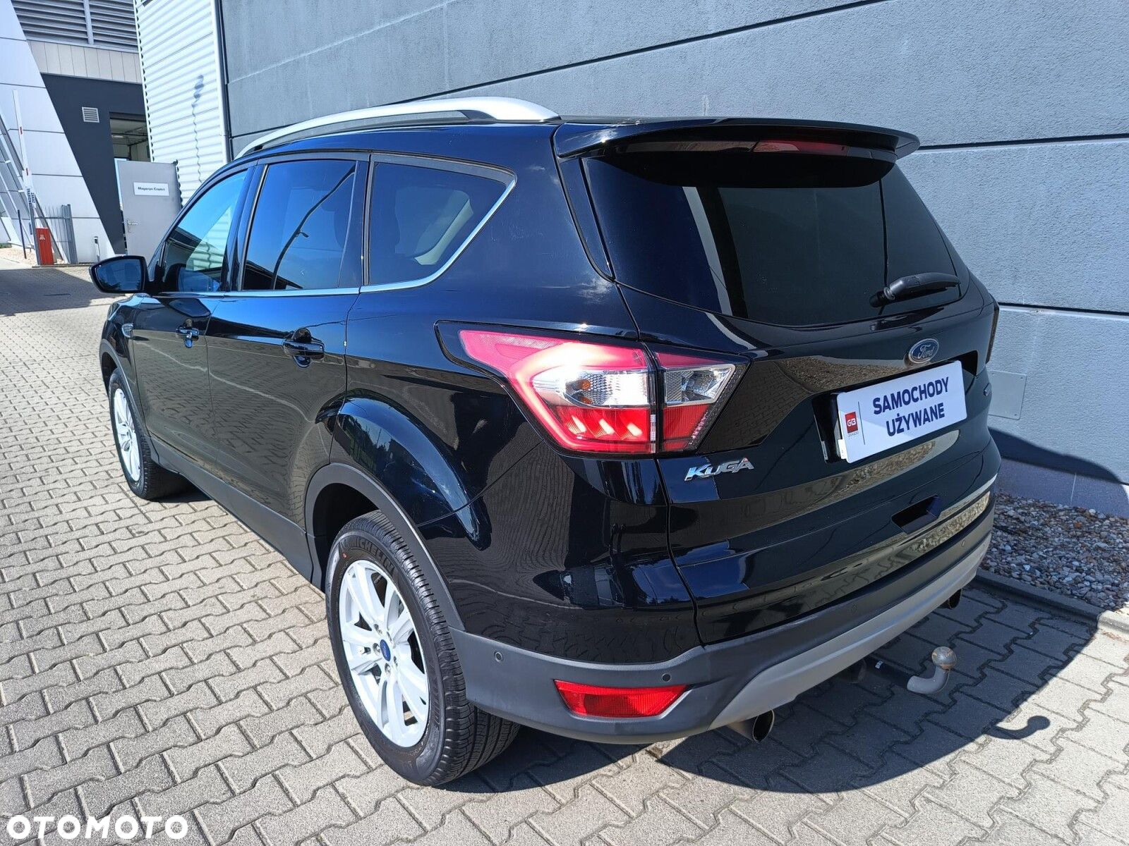 Ford Kuga 1.5 EcoBoost FWD Edition ASS MMT6 - 8