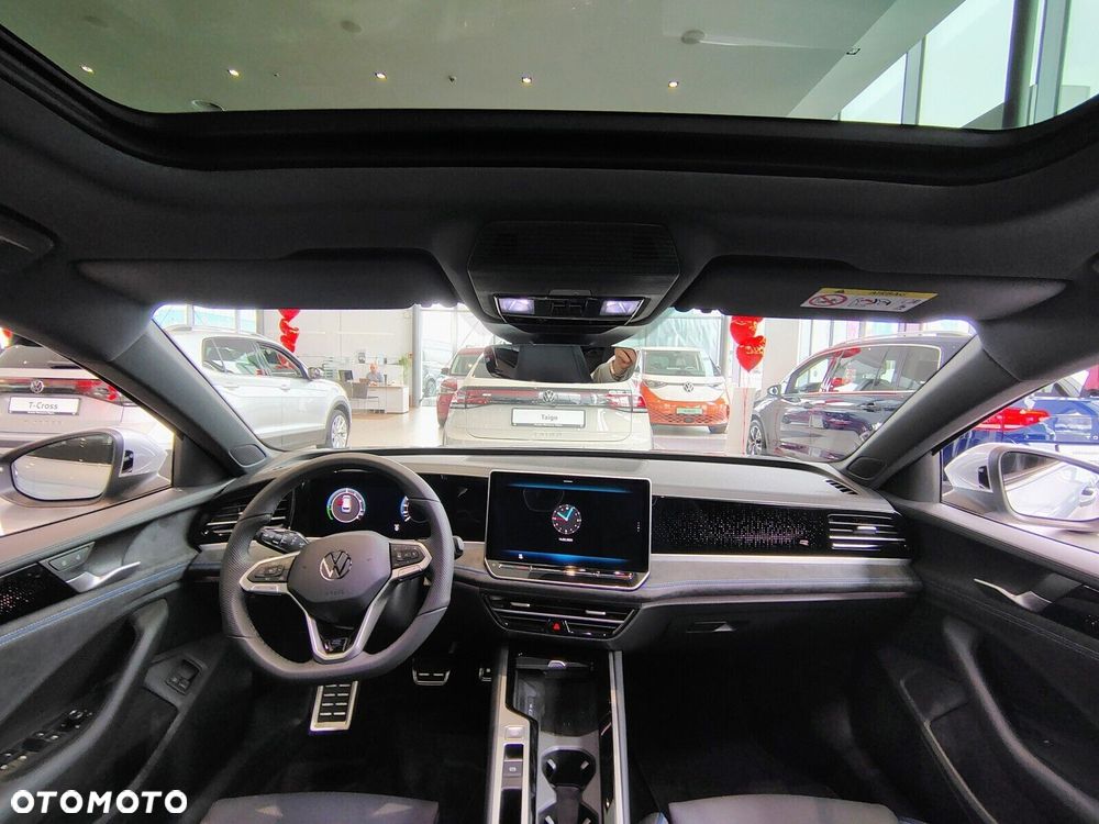 Volkswagen Passat - 29