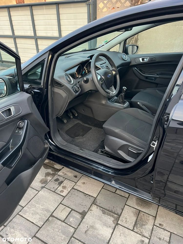 Ford Fiesta 1.5 TDCi ST&St Titanium - 12