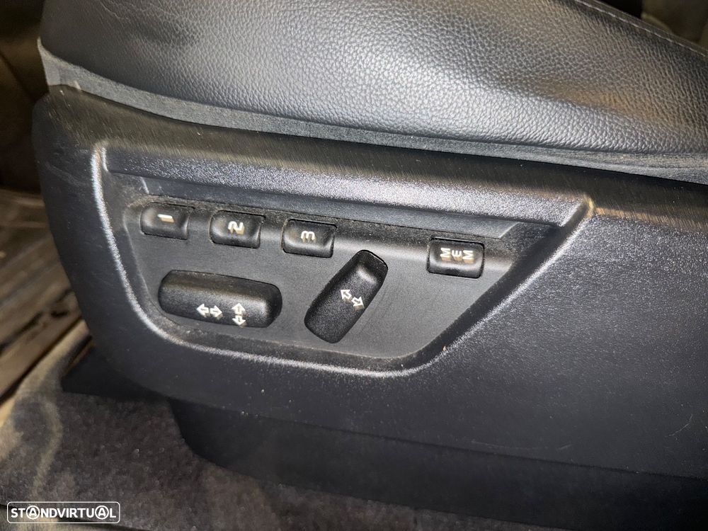 Land Rover Freelander TD4 Edition 60yrs - 21