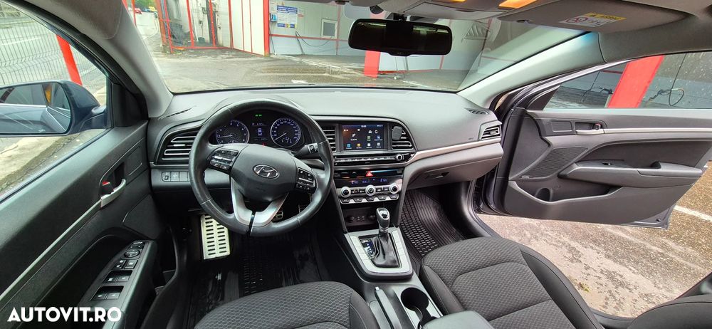 Hyundai Elantra 1.6 MPi Aut. Exclusive - 2