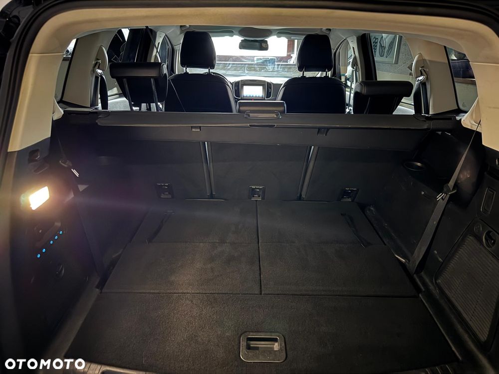 Ford S-Max 2.0 TDCi 4WD Titanium PowerShift - 23