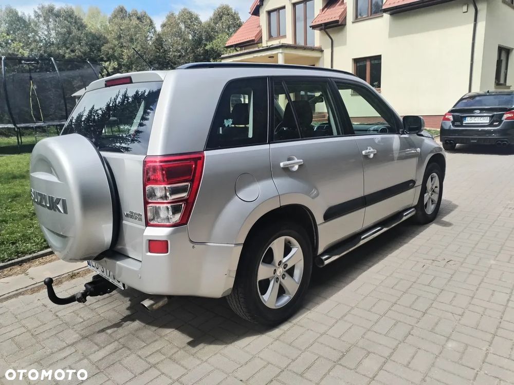 Suzuki Grand Vitara 2.0 Comfort Family - 7