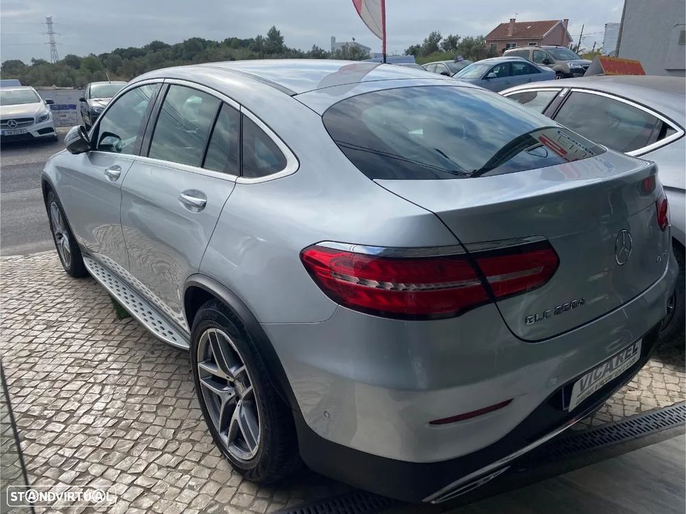 Mercedes-Benz GLC 250 d Coupe 4Matic 9G-TRONIC AMG Line - 6