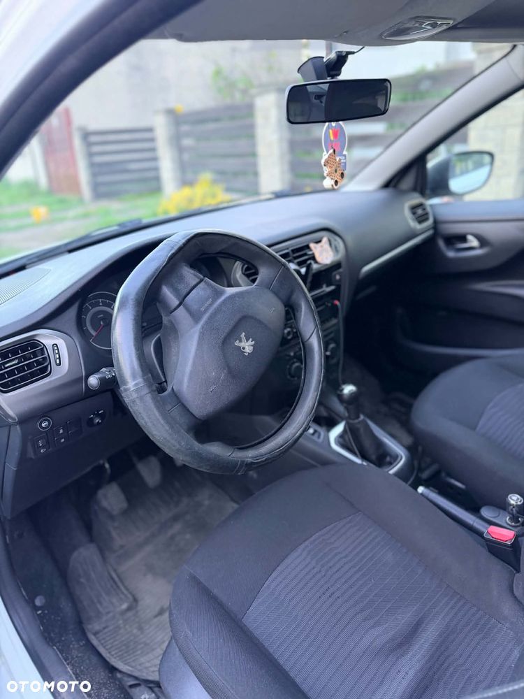 Peugeot 301 1.6 VTi Allure - 9