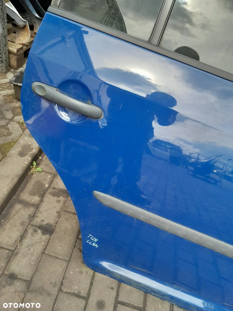 VW TOURAN DRZWI PRAWE TYLNE PRAWY TYŁ KOLOR: LL5M - 3