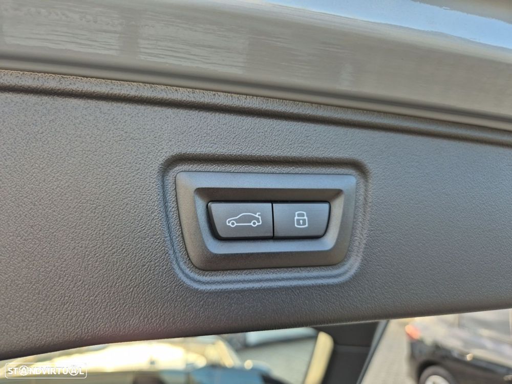 BMW i5 eDrive40 Pack Desportivo M - 35