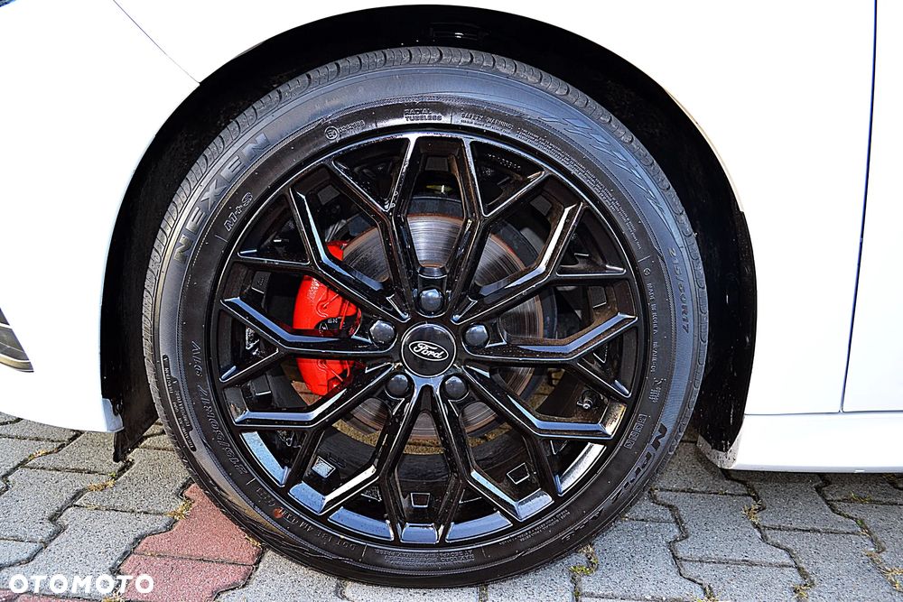 Ford Focus - 10