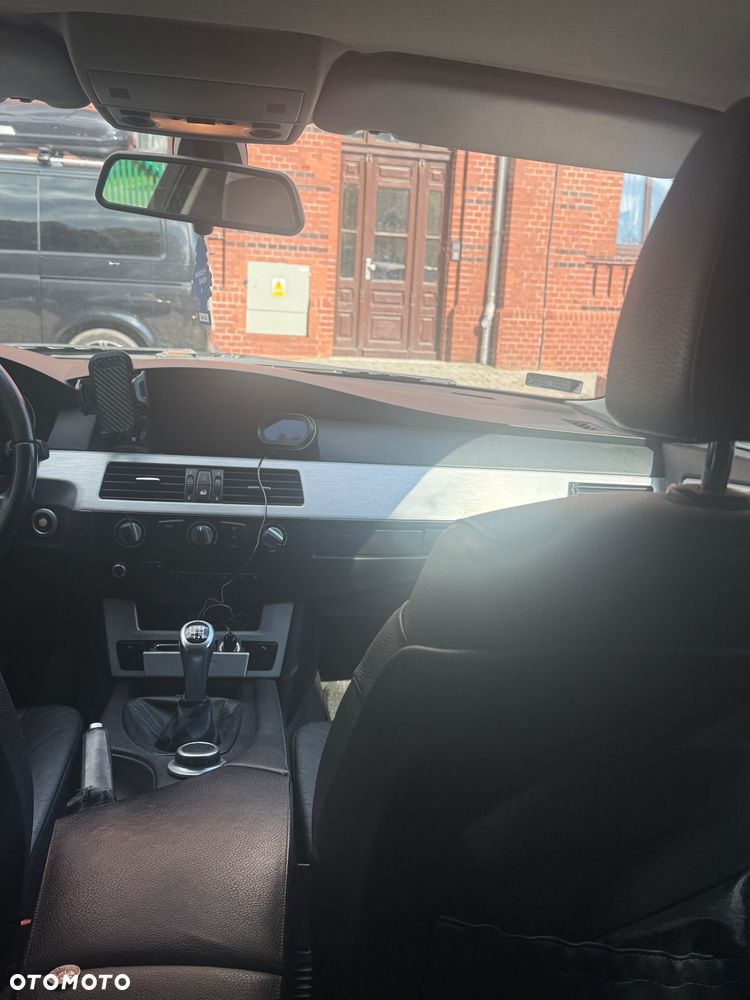 BMW Seria 5 520d - 5