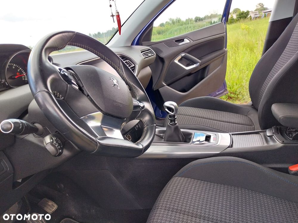 Peugeot 308 1.2 PureTech GPF Active Pack S&S - 27