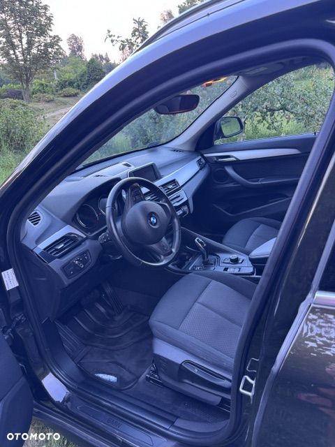 BMW X1 sDrive18i - 10