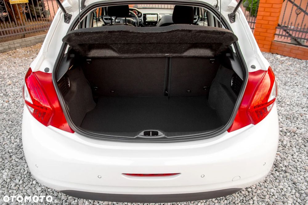 Peugeot 208 1.6 VTi Allure - 15