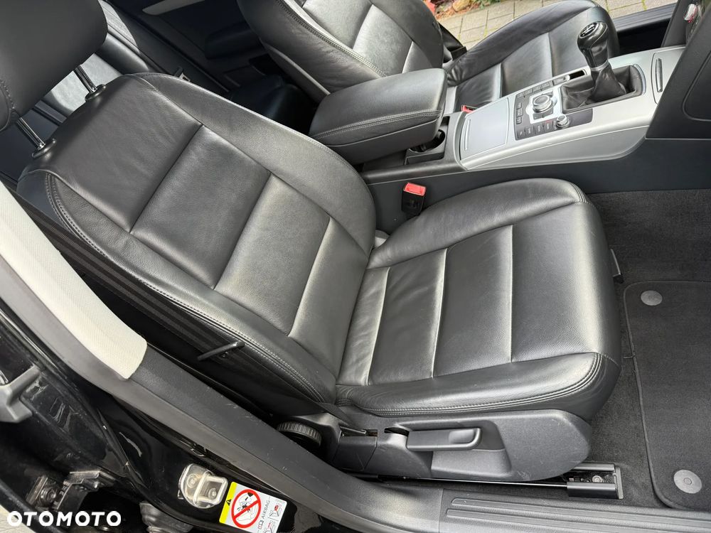 Audi A6 Avant - 27