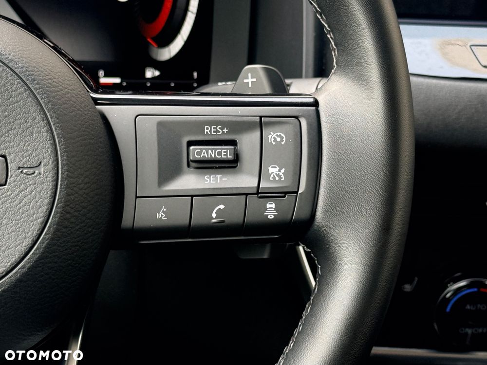 Nissan Qashqai 1.3 DIG-T MHEV Xtronic N-Connecta - 19