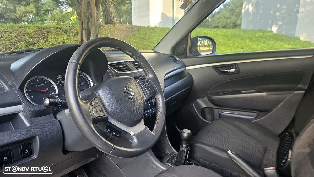 Suzuki Swift 1.3 DDiS Comfort - 22