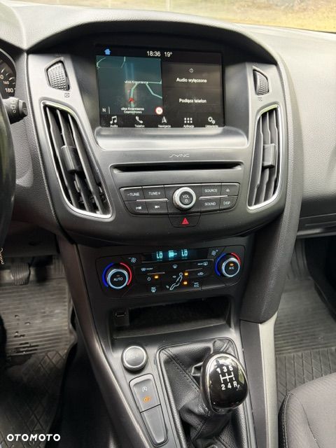 Ford Focus 1.0 EcoBoost 99g Trend - 8