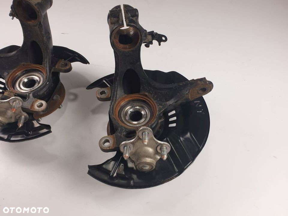 HONDA CR-V 2.0H od 2019r Zwrotnica Piasta Przód Prawa i Lewa - 2