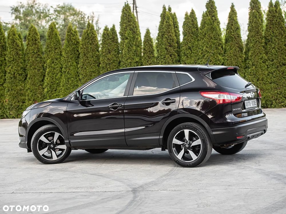 Nissan Qashqai 1.6 dCi DPF tekna - 11