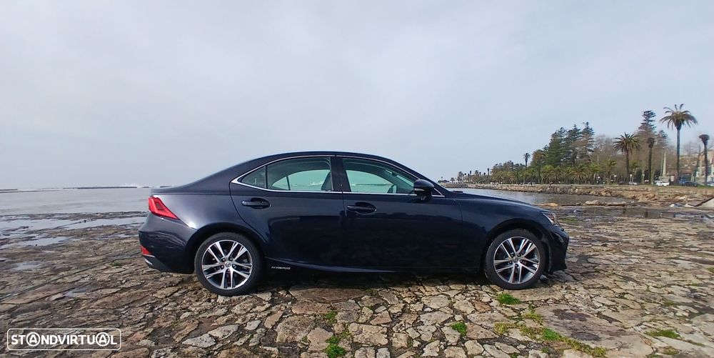 Lexus IS 300H Executive - 6
