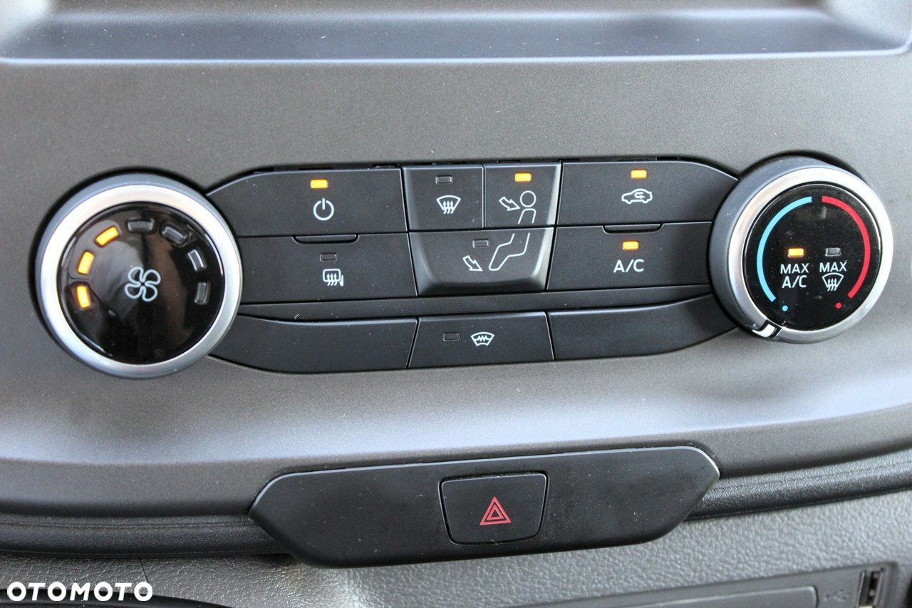 Ford Transit - 21