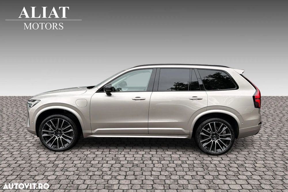 Volvo XC 90 T8 AWD PHEV Ultra Dark - 6