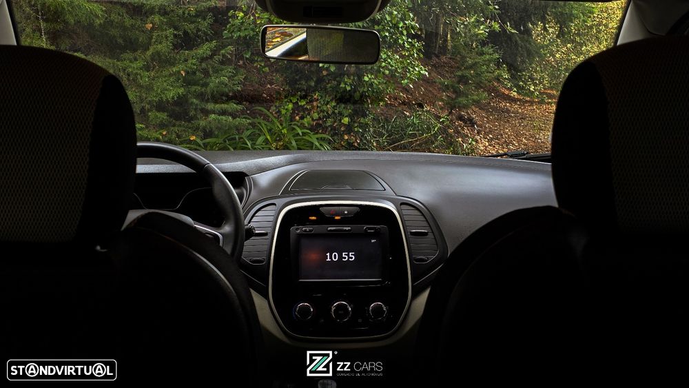 Renault Captur 1.0 TCe Exclusive - 26