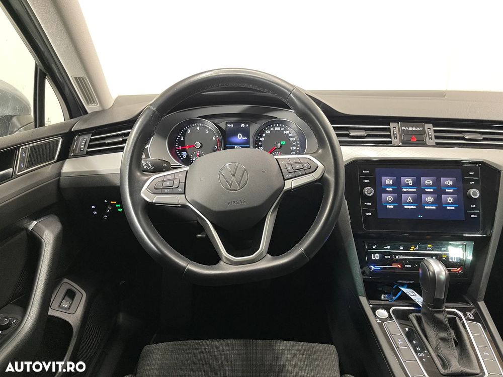Volkswagen Passat 1.5 TSI ACT DSG Comfortline - 7