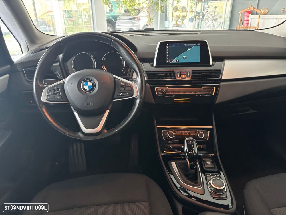 BMW 216 Active Tourer d Advantage Auto - 8