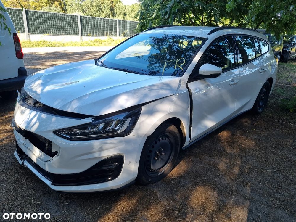 Ford Focus 1.5 EcoBlue Start-Stopp-System COOL&CONNECT DESIGN - 19
