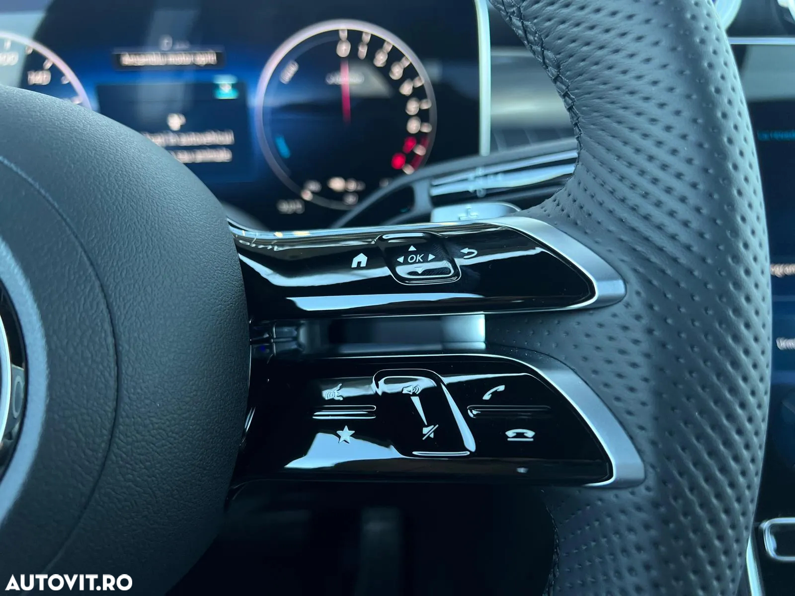 Mercedes-Benz GLC 300 e 4MATIC - 12