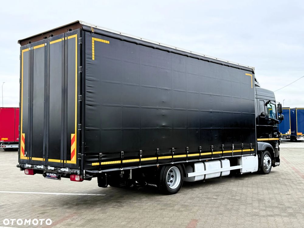 DAF XF 440 / PRZESTRZENNY 60M3 / PRZEJAZDOWY / 7,75 M / SALON PL - 4