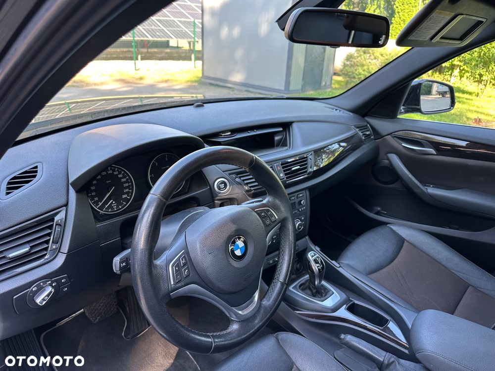 BMW X1 xDrive18d xLine - 16