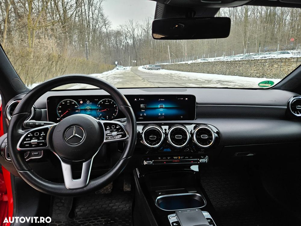 Mercedes-Benz A 200 7G-DCT - 10